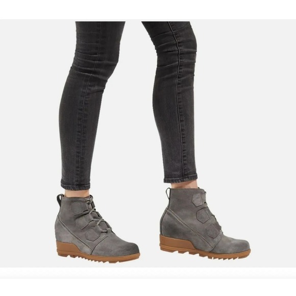 Sorel Shoes - Sorel Grey Evie Suede Lace Up Wedge Ankle Boots Women's Size 10 EUC